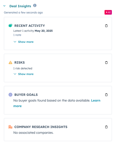Le menu latéral droit d’un exemple de fiche d’informations de transaction dans l’espace de travail des ventes affiche la section « Informations sur la transaction ». Il contient quatre extensibles. cartes. La première carte, « ACTIVITÉ RÉCENTE », indique « 1 dernière activité le 20 mai 2025 » et « 1 note », avec un lien « Afficher plus ». La deuxième carte, « RISQUES », indique « 1 risque détecté » avec un lien « Afficher plus ». La troisième carte, « OBJECTIFS DE L’ACHETEUR », indique « Aucun objectif d’acheteur trouvé sur la base des données disponibles », avec un lien « En savoir plus ». La quatrième carte, « Informations sur la recherche sur l’entreprise », indique « Aucune entreprise associée ». 